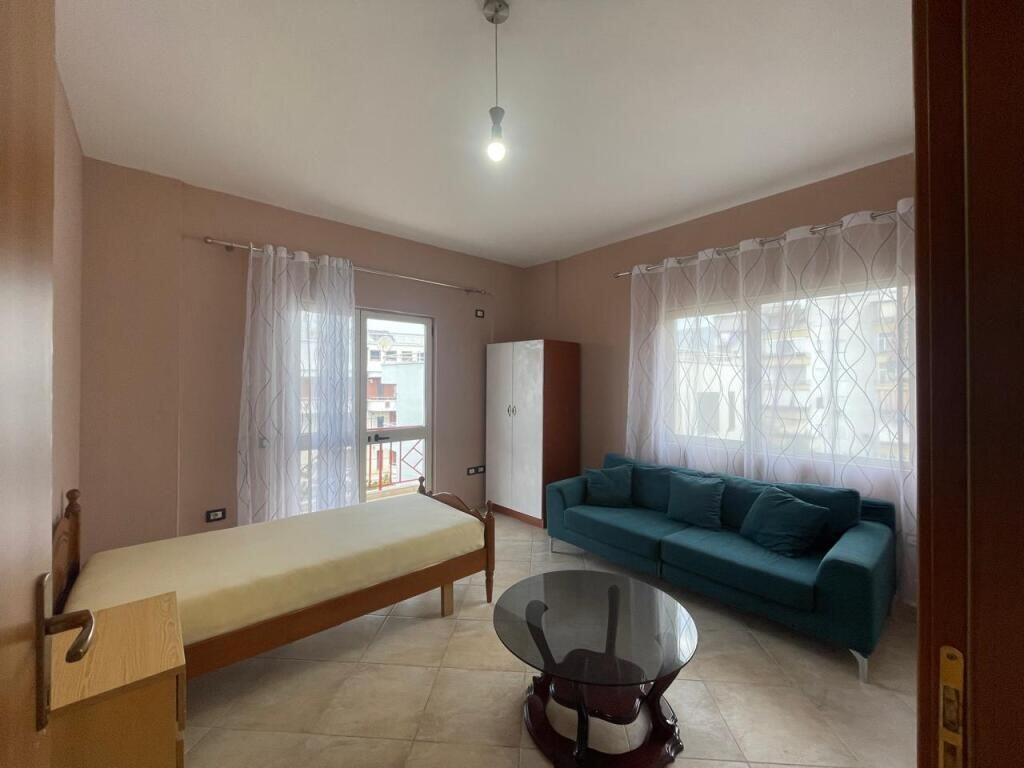 💥JEPET ME QIRA APARTAMENT 2+1+1 +PARKING TE NJE VILE 2 KATE. QERA 400 EURO 💥