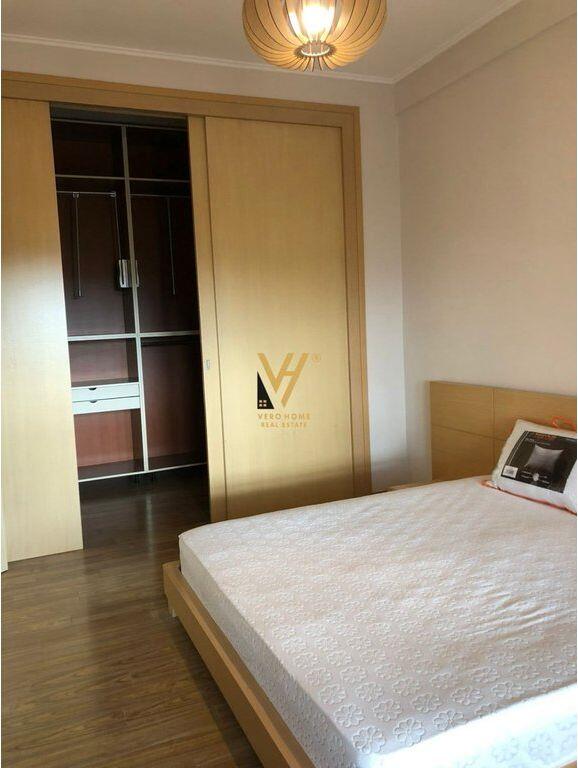 SHITET APARTAMENT 4+1+2+VERANDE TE KOPSHTI ZOOLOGJIK 550.000 EURO