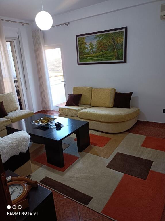 🏢Don Bosko,prane Tavernes Korcare jepet me qera apartament1+1,i mobiluar.50,000Leke