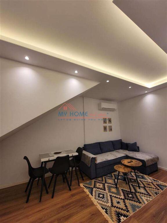 Apartament 1+1 Me Qera Tek Mozaiku Tirane