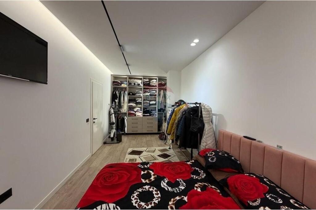 Apartament - Për Shitje - Rruga Misto Mame, Tiranë(ID: 530491004-184)