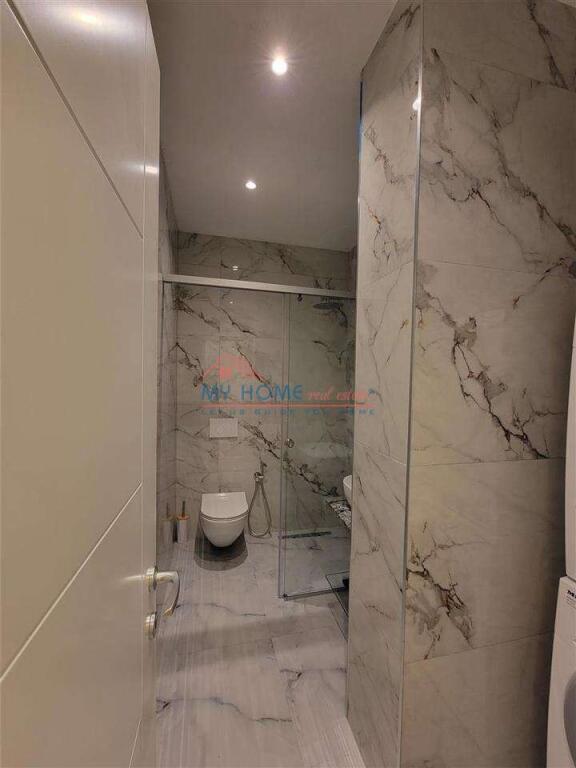 Apartament 1+1 Me Qera Tek Mozaiku Tirane