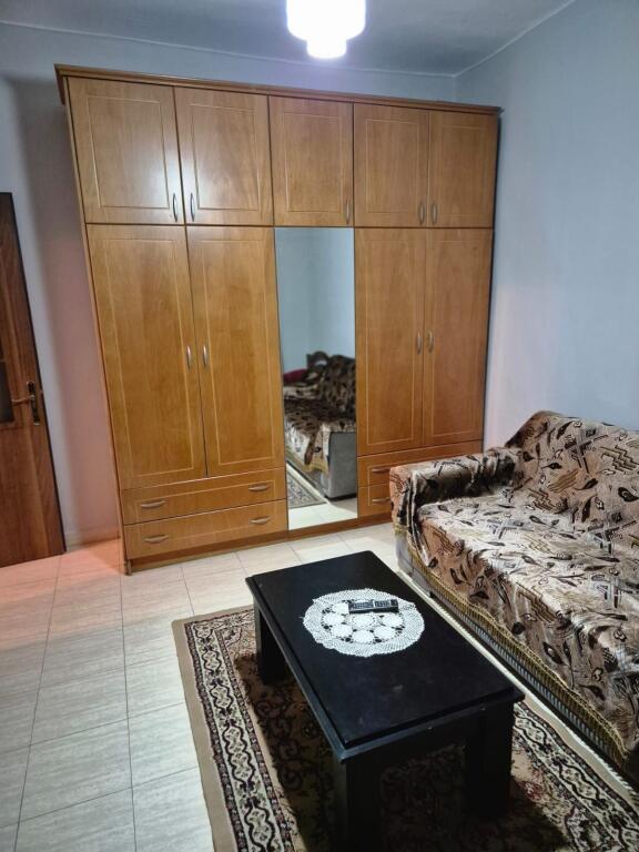🏡Jepet me qira apartament 2+1 📍 Rruga e Durrësit
