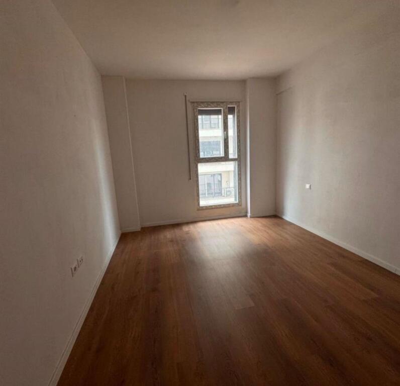 Don Bosko, jepet me qera apartament 2+1 bosh! 600€