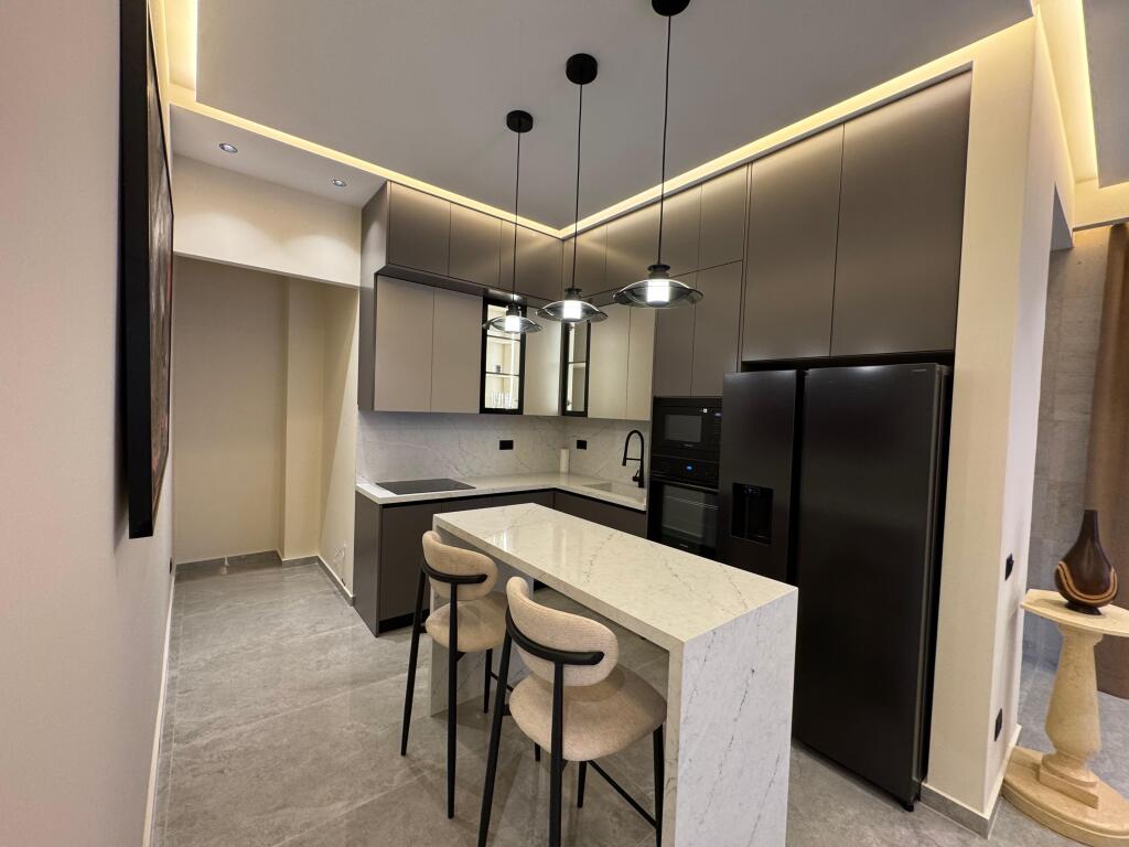 SECRET GARDEN – JEPET APARTAMENT LUKSOZ 3+1+4 ME 2 POSTE PARKIMI