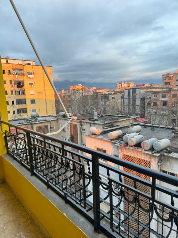 Apartament 1+1, Ferid Xhejko!