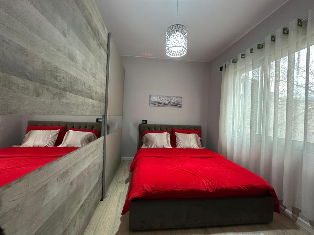 Shtepi Private 2+1 me Qira ne Selite