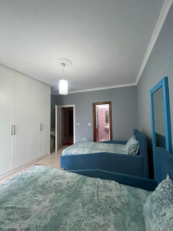 VILE 2 KATESHE ME QIRA - SAUK, PRANE AKADEMISE SE POLICISE.