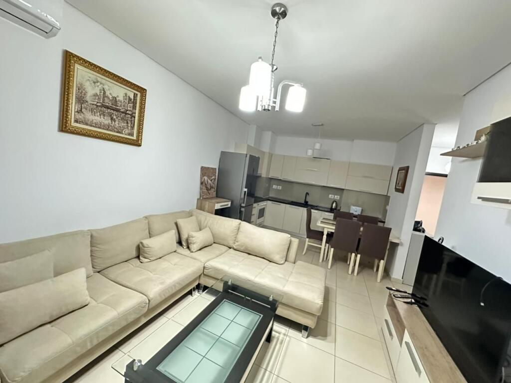 📍 Apartment 2+1+2 bathrooms for rent/ 📐 109 m² – fully furnished with every detail! Price 600 euros  🛋️ Spacious and bright living room 🍽️ Modern fully equipped kitchen 🛏️ 2 comfortable bedrooms 🛁 2 functional and new bathrooms 🌿 Balcony with open view 🏢 Well-maintained building with elevator  📍 Kavaja Street, at Milo 2