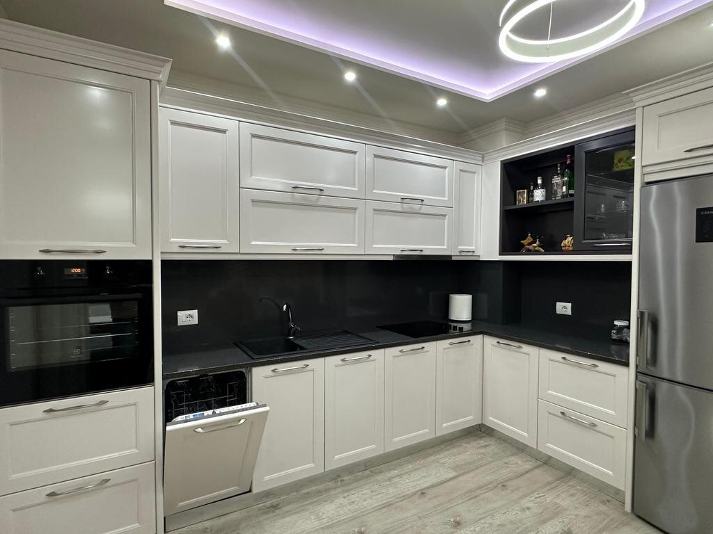 Apartment for Rent 2+1+2 Red School Area