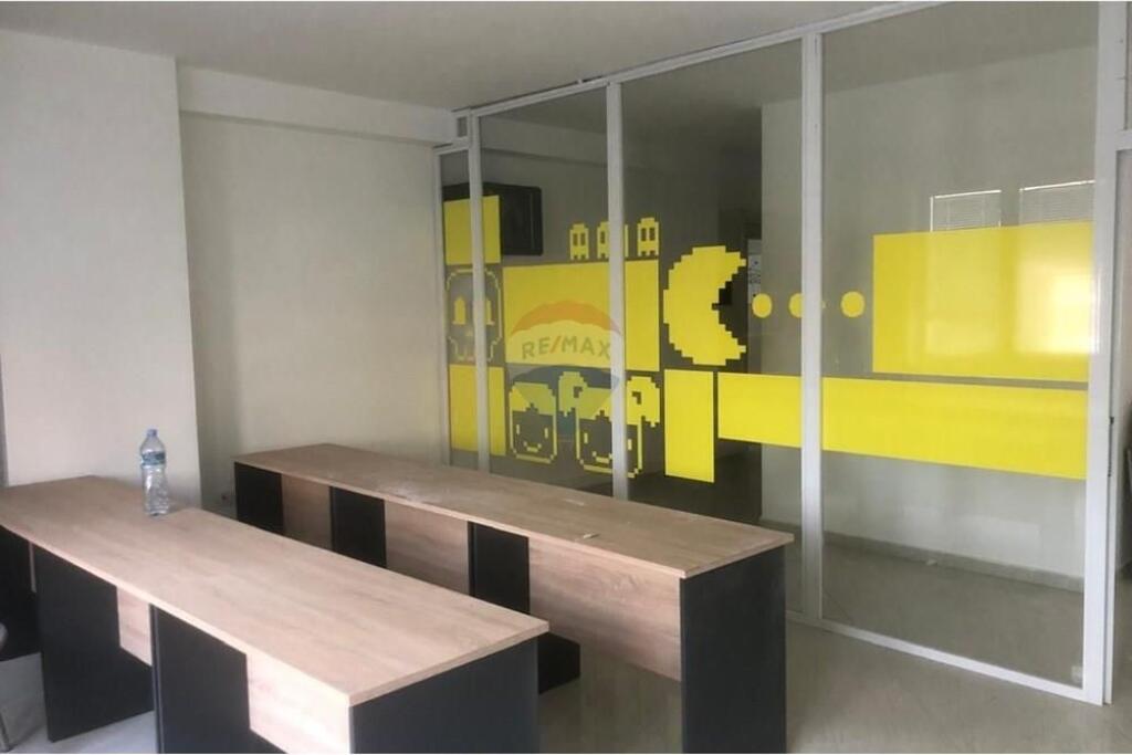 Ambient per zyra per qira ne Qender!