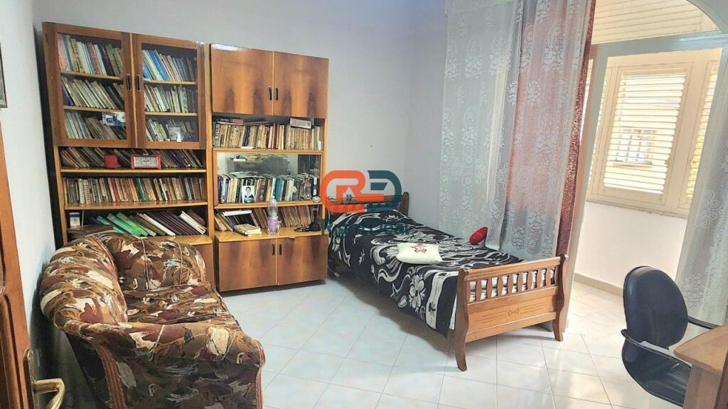 Ne Ali Dem, Jepet Me Qira Apartament 3+1, Totalisht I Mobiluar !!
