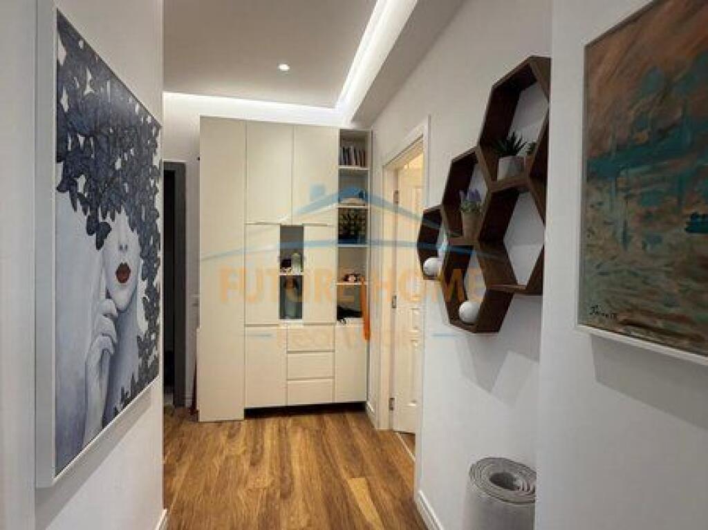 Shitet, Apartament 2+1+Post Parkimi, Kompleksi Golden Park