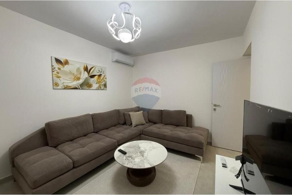 JEPET ME QIRA APARTAMENT 2+1 – SELVIA