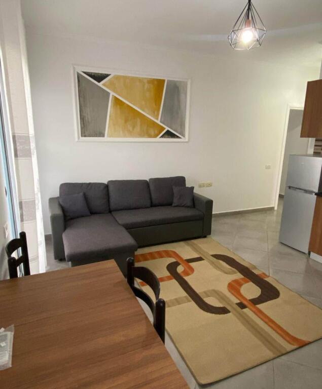 Affittasi 1+1 ASTIR 400 mila lek