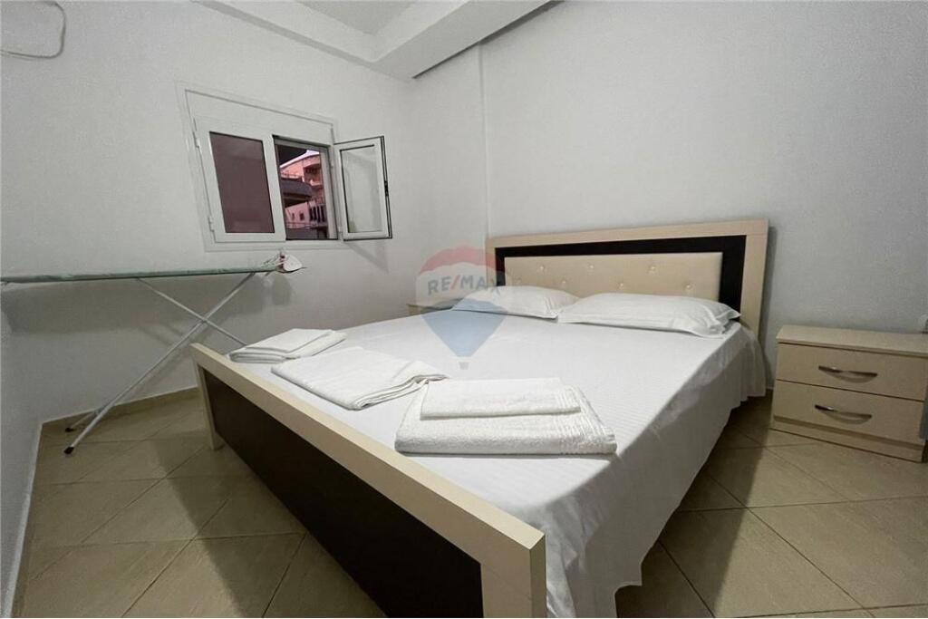 Apartament 1+1 me Qira, Lungomare, Vlorë