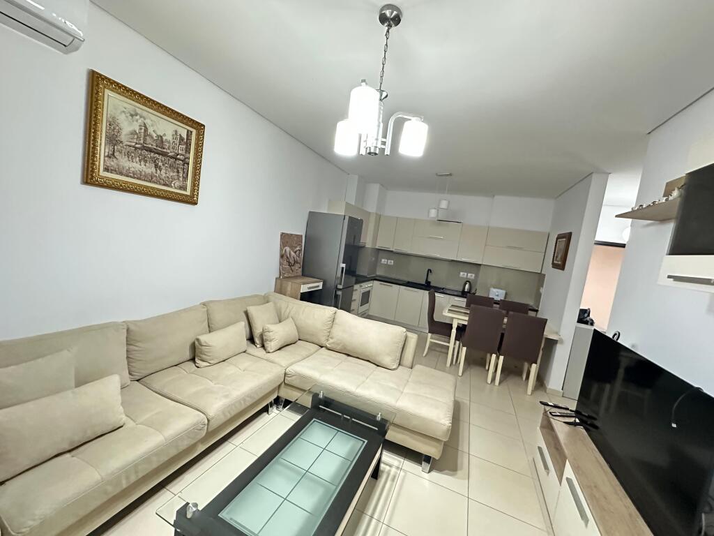 Apartament me qera 2+1+2 Milo 2000