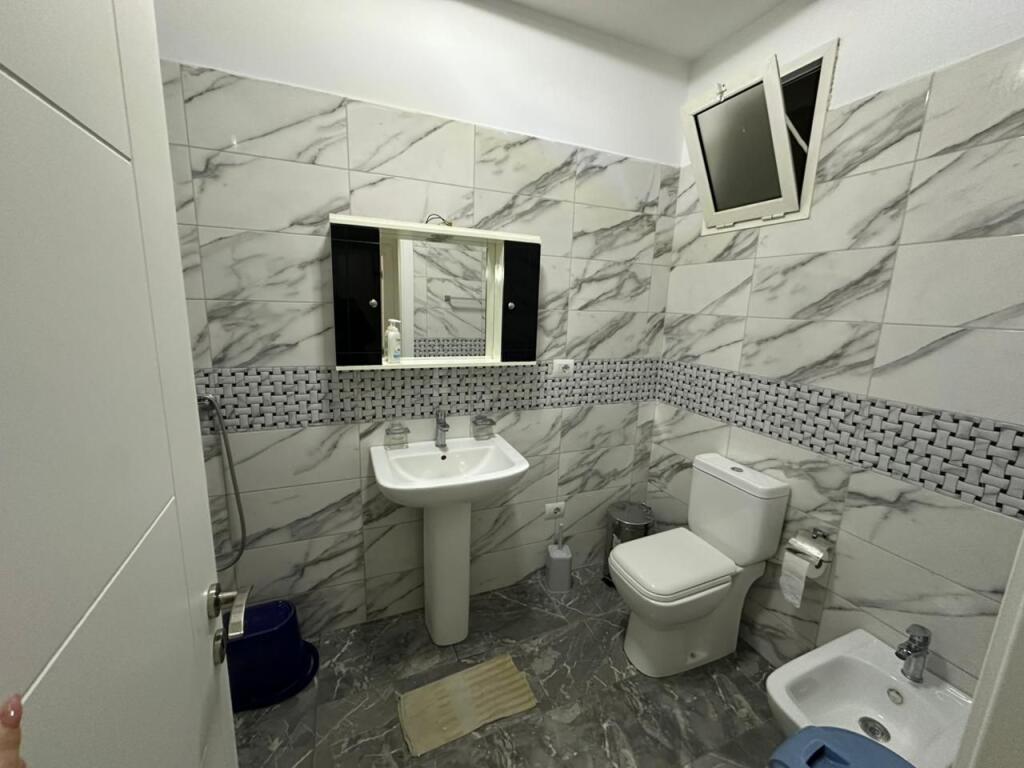 🏠 Appartamento 2+1+2 bagni in affitto 📍 Via Kavaja