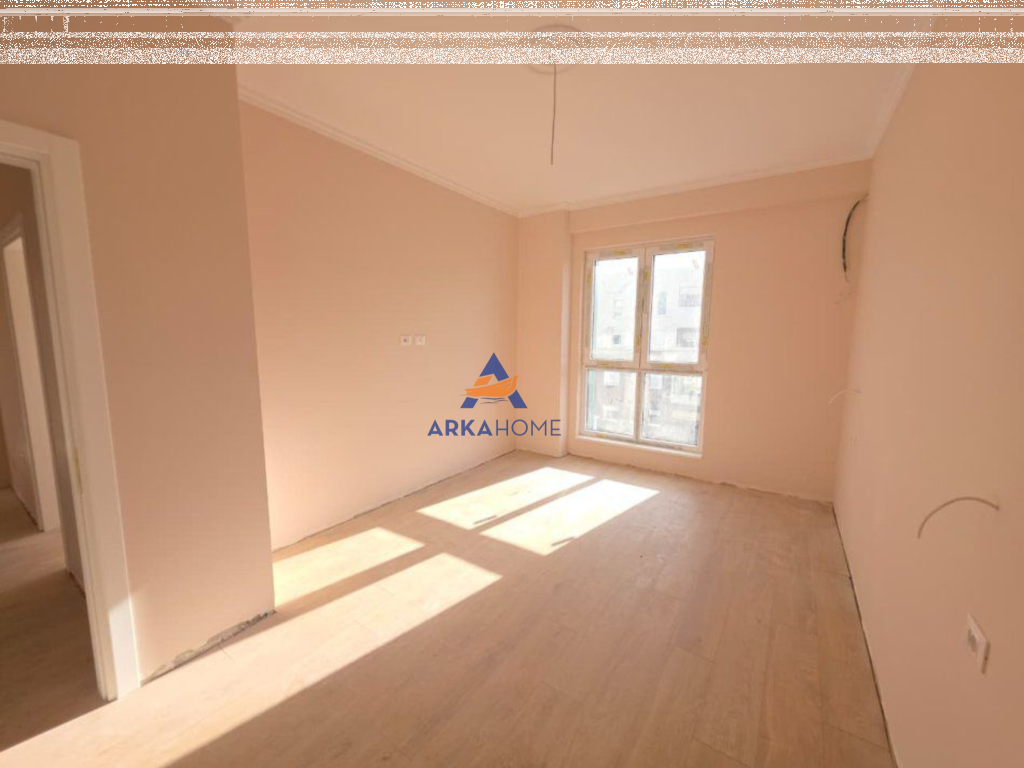 JEPET ME QERA APARTAMENT •2+1 +2 TUALETE" KOMUNA PARISIT ,PERBALL KOMPLEKSIT KIKA "1100 EURO