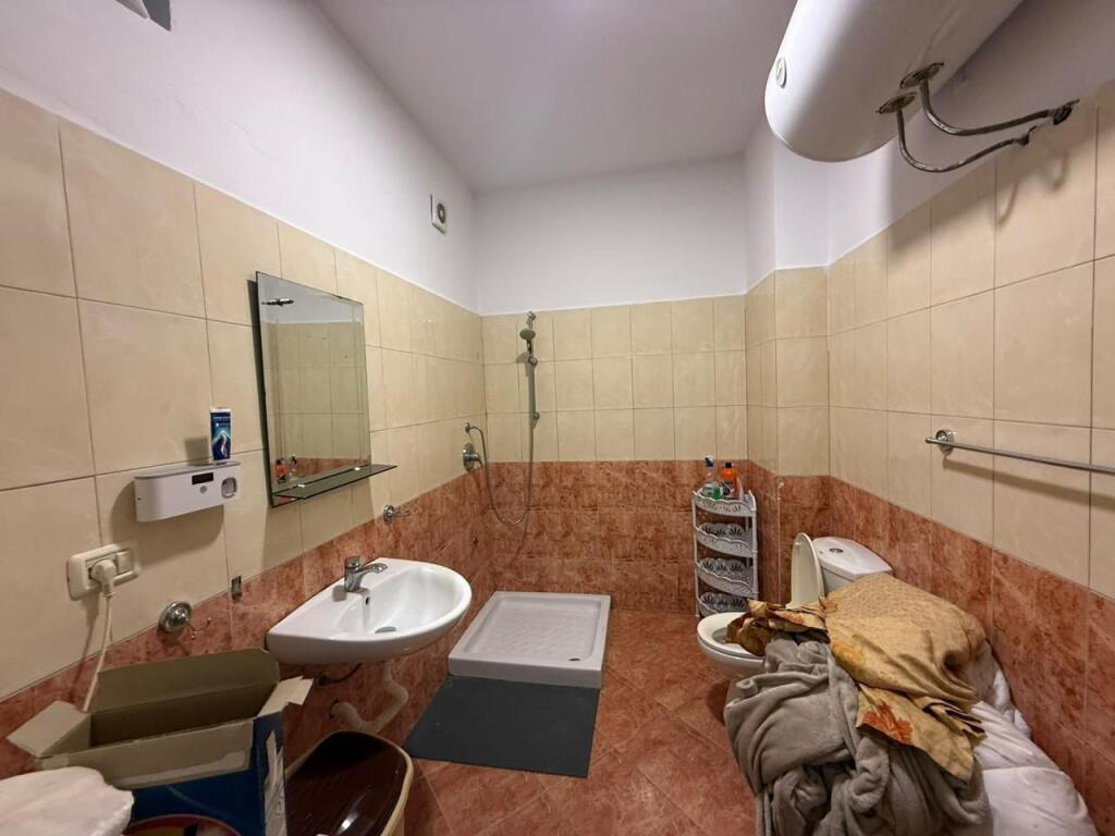 Apartament 1+1 me qira te Poliklinika, Durrës – 450€