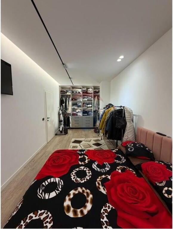 SHESIM APARTAMENT 2+1+2 YZBERISHT!