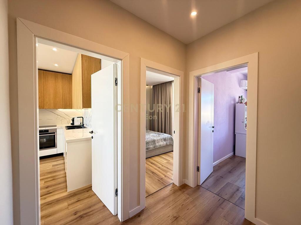 Shitet Super Apartament 2+1 me Pamje Deti ne Vollga, Durrës !