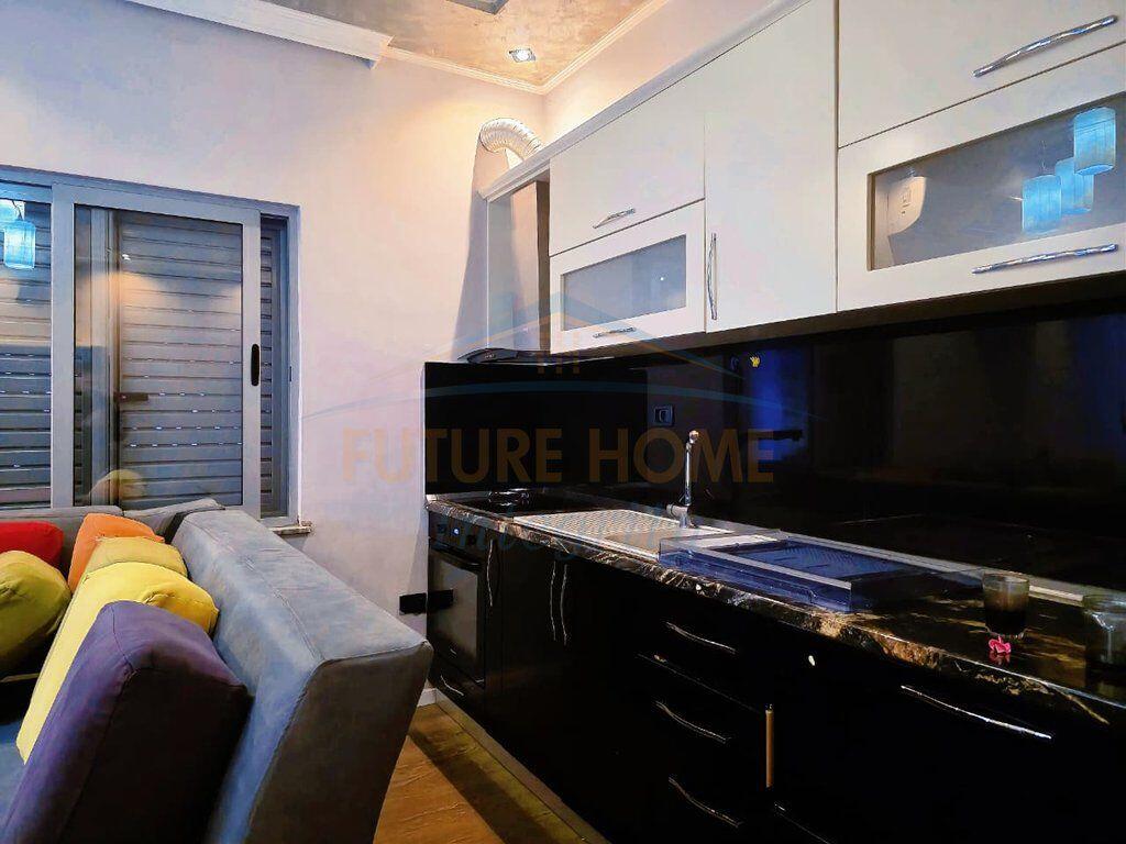 Rent, Apartment 2+1+2+Parking Space, Fresku, Tirana. 550 €,AL60574