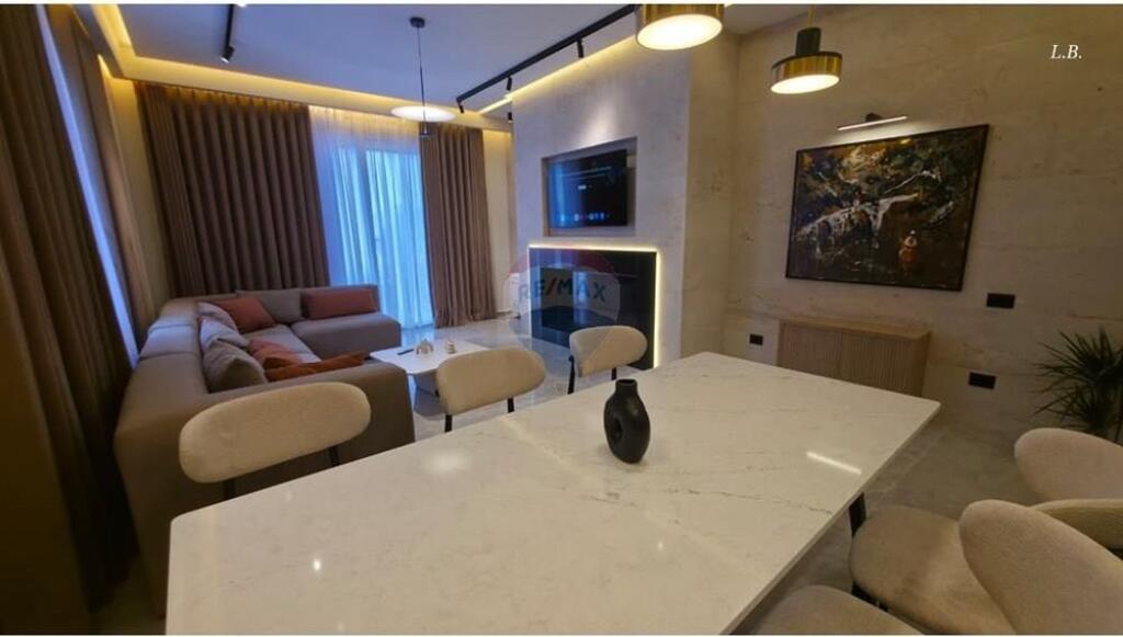 Apartament Luksoz për Qira – Kopshti Sekret!