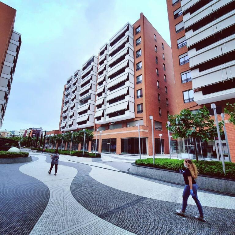 📌Apartament 3+1+2+ 3 Poste parkimi me qera –Kompleksi Delijorgji