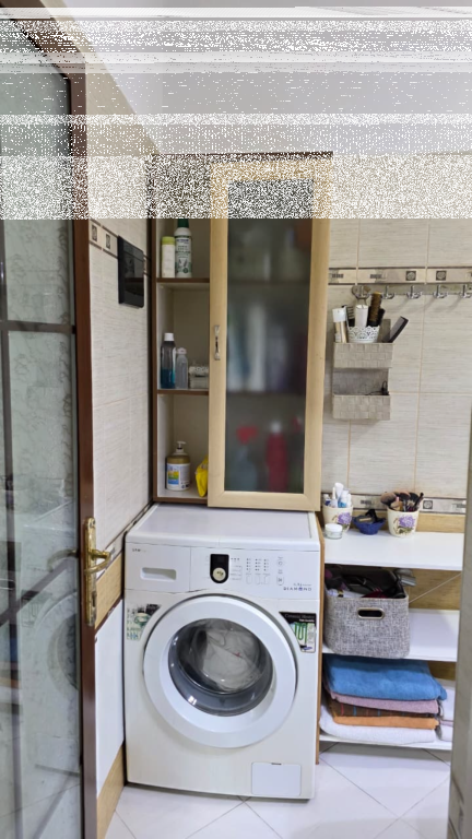 Shitet Apartament 2+1+2 ballkone në Vasil Shanto