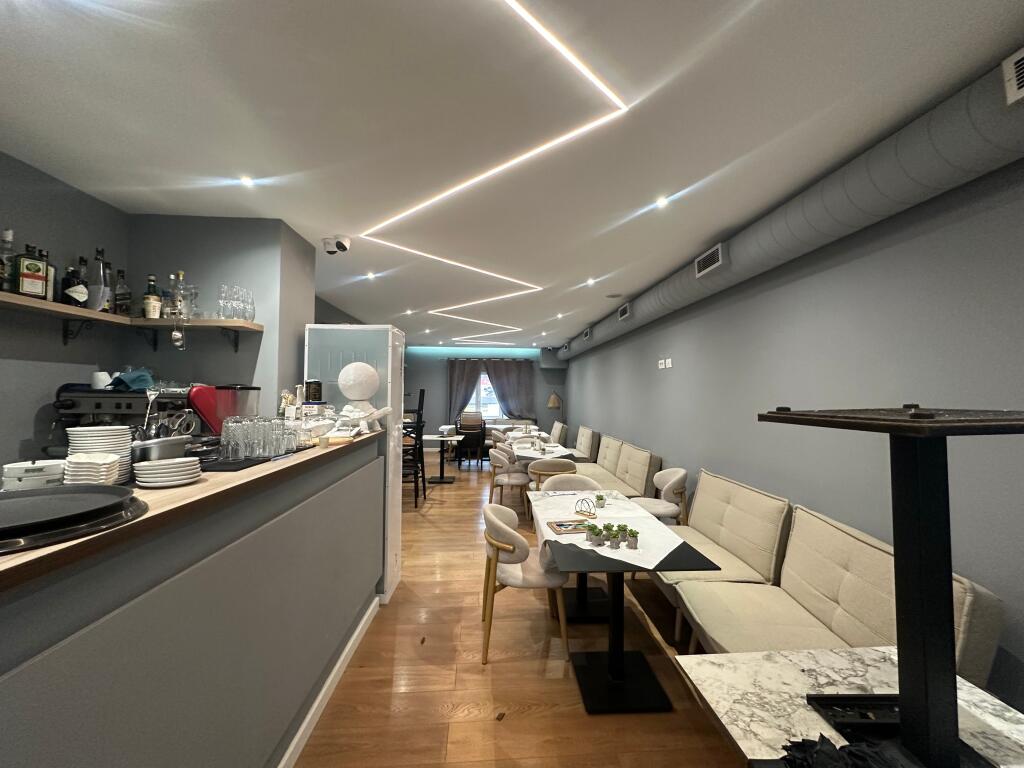 Biznes për Qira  Komuna e Parisit