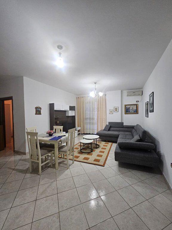 Apartament 2+1 per qira ne Astir!