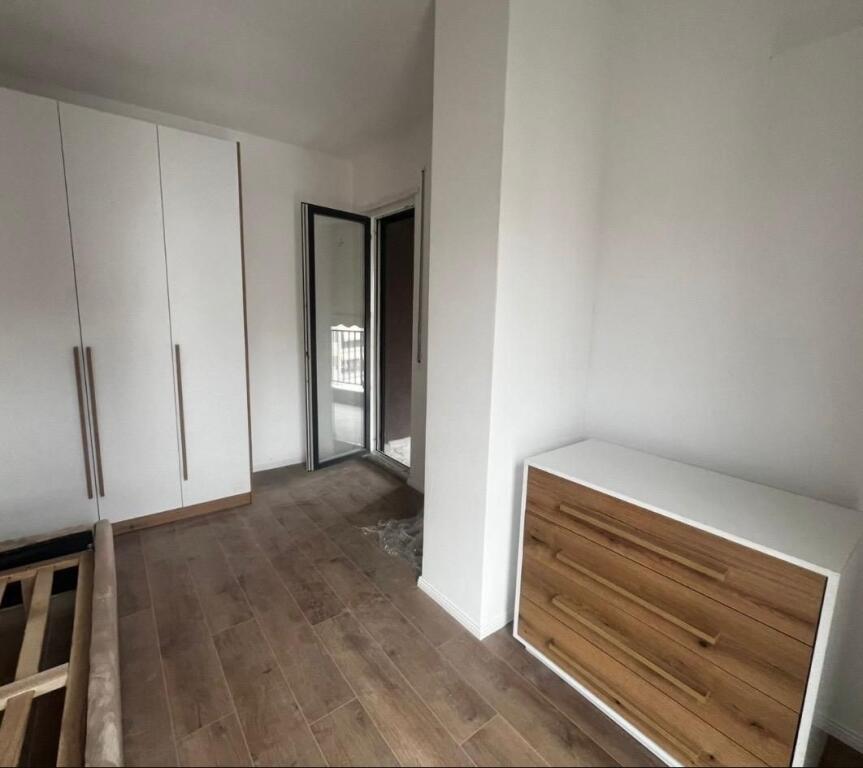APARTAMENT 2+1 ME QERA, KAMEZ