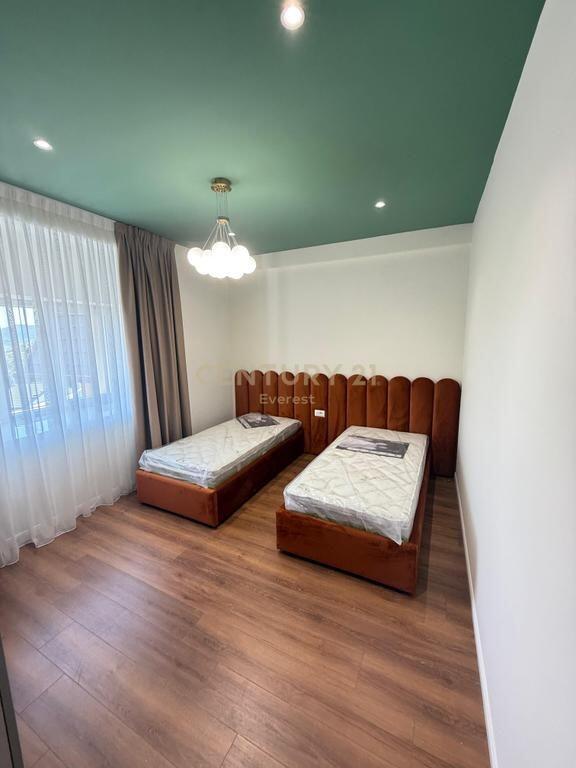 Apartament 2+1+Post Parkimi me qira te rezidenca Lake Land, Farke