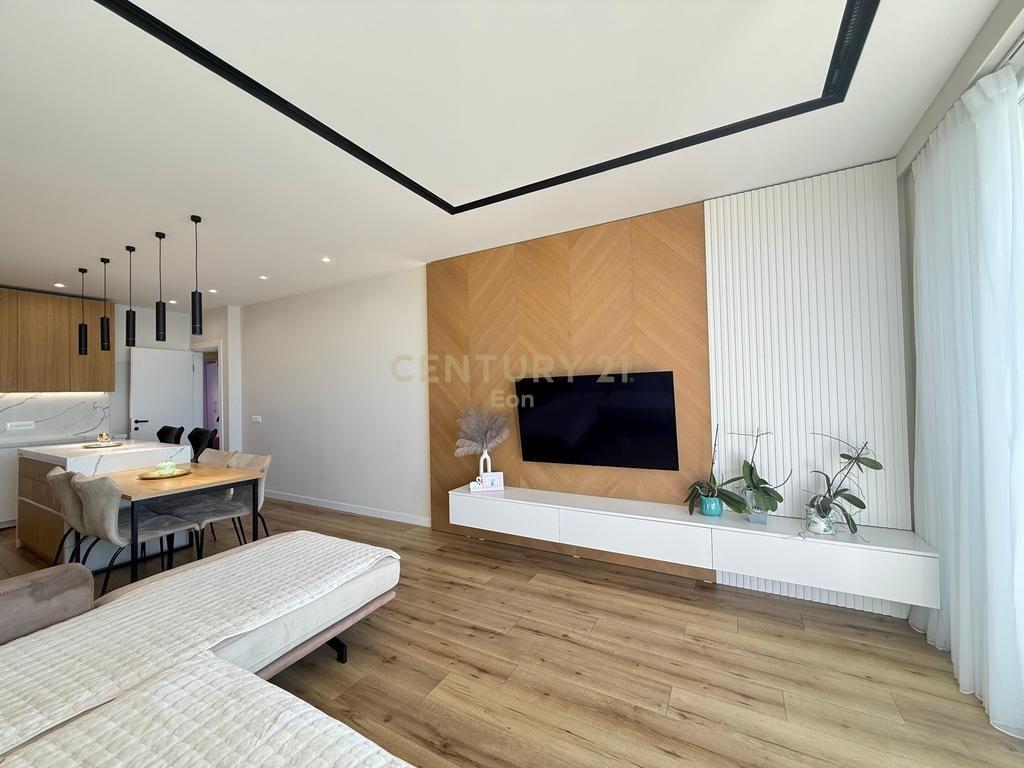 Shitet Super Apartament 2+1 me Pamje Deti ne Vollga, Durrës !