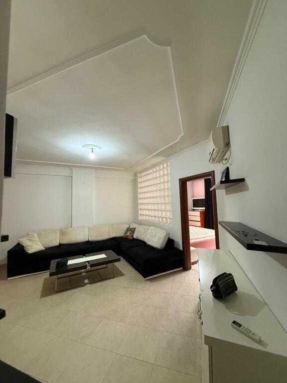 Shitet Apartament 2+1 - Astir , Mundesi blerje me kredi 