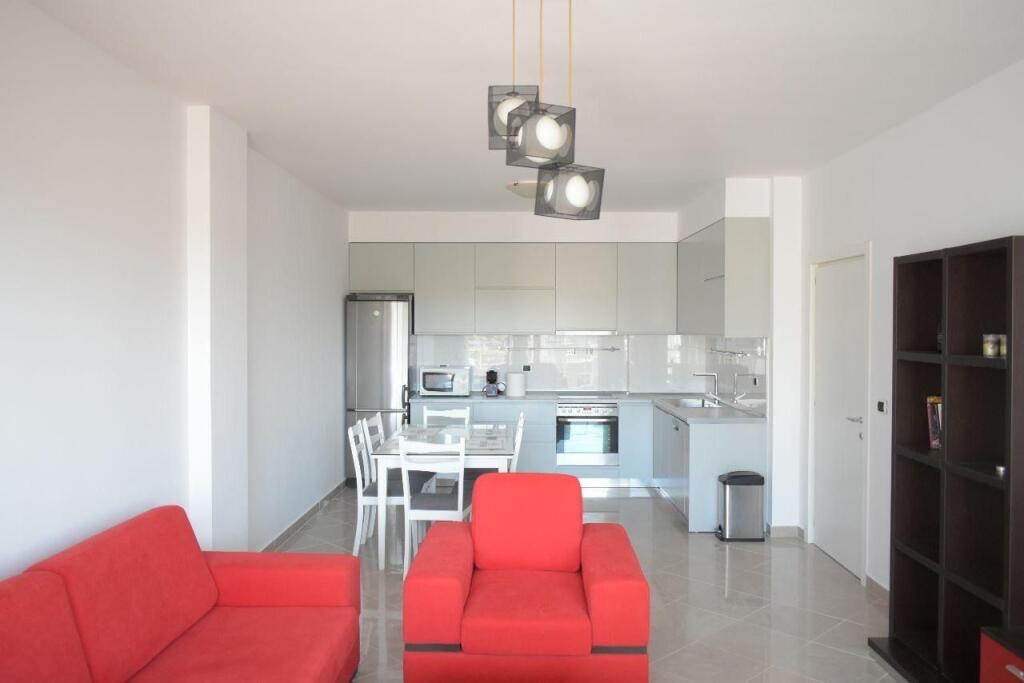 Apartament 1+1 me qira tek Ish Blloku!