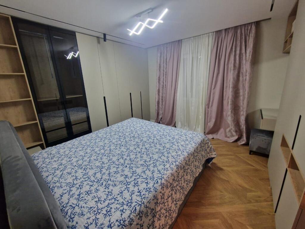 Shitet apartament lluksoz brenda rezidences "Kodra e Diellit"