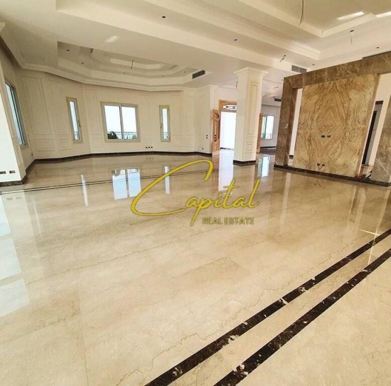 AMBIENT BIZNESI ME QERA 95 M2 RRUGA E KAVAJES 800 EURO