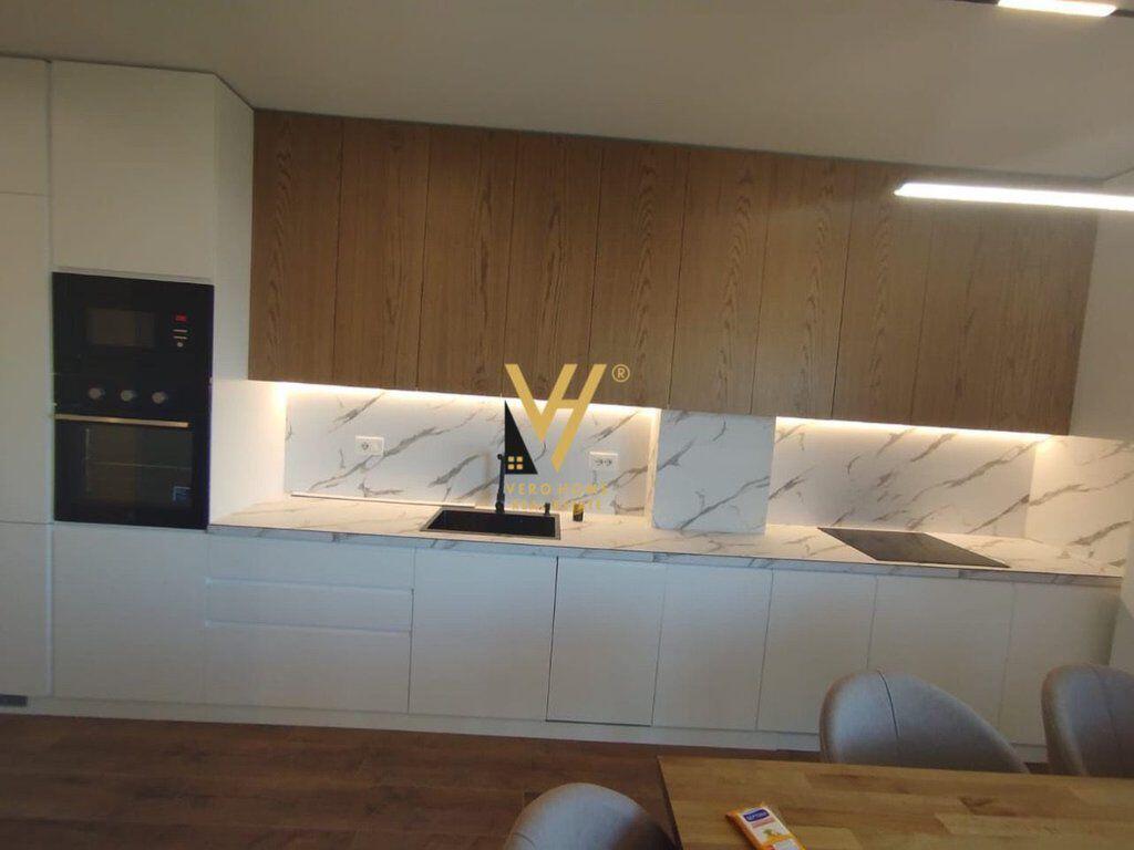 JEPET APARTAMENT 2+1+2+BLK ME QIRA TE KODRA E DIELLIT 1.300 EURO