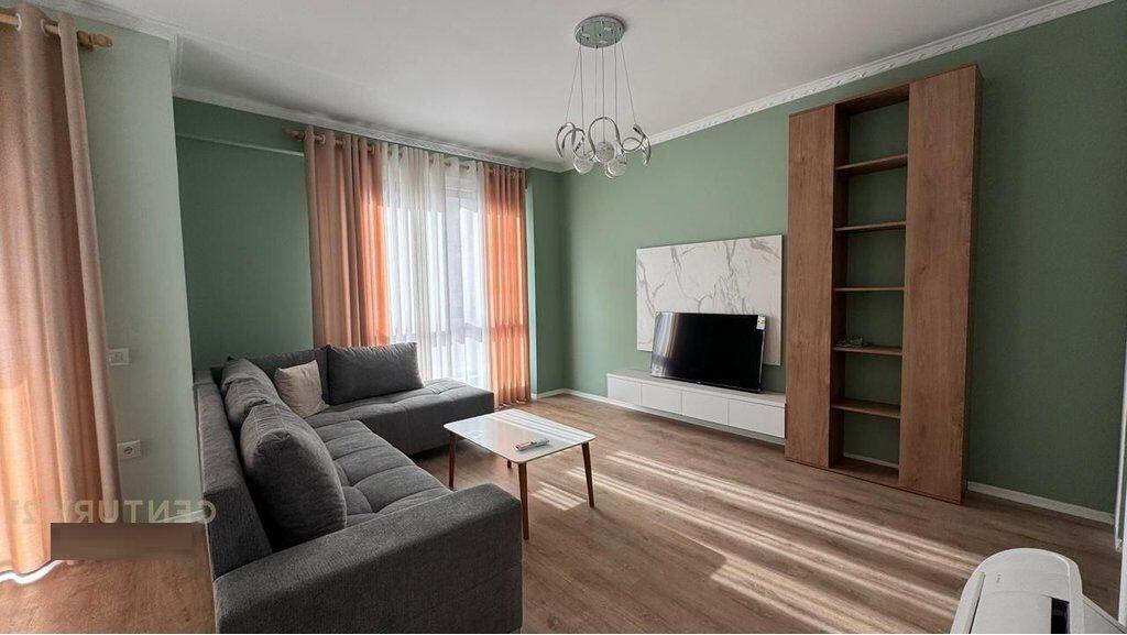 Jepet me qira apartament 2+1+2 tualete+ post parkimi ne Myslym Shyr!