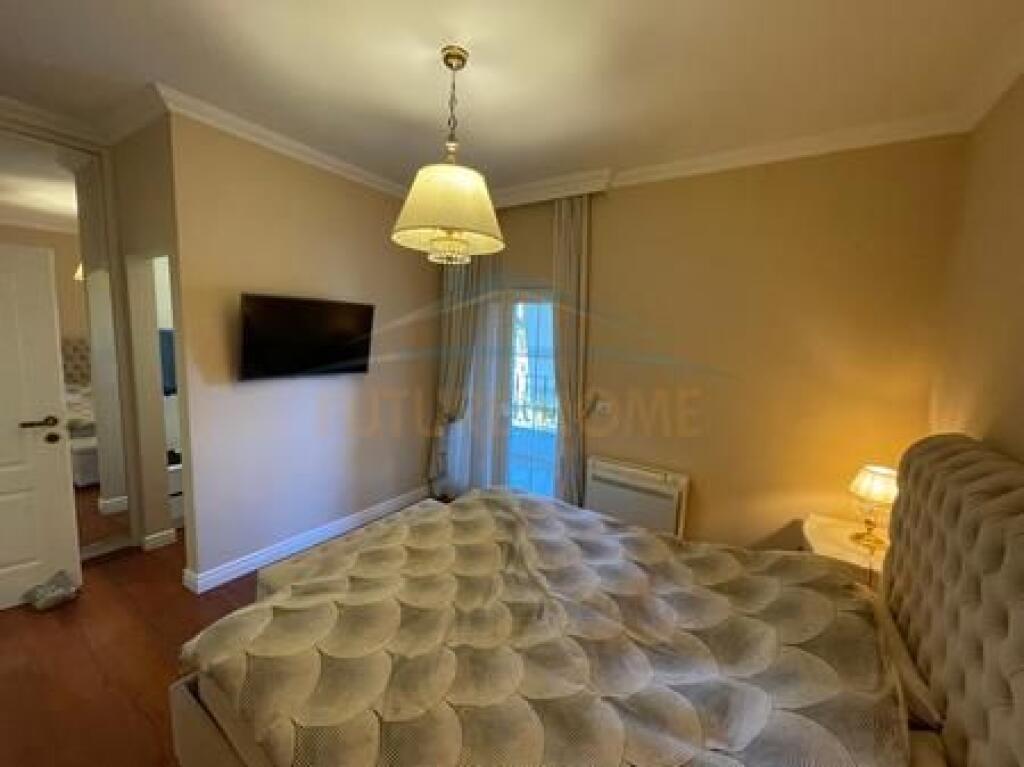 Shitet, Apartament 2+1+Post Parkimi, Liqeni i Thatë, Tiranë.