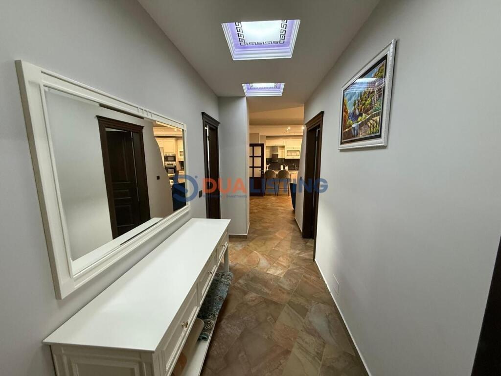 Qira apartament 3+1 me dy poste parkimi 📍Bulevardi Zogu I