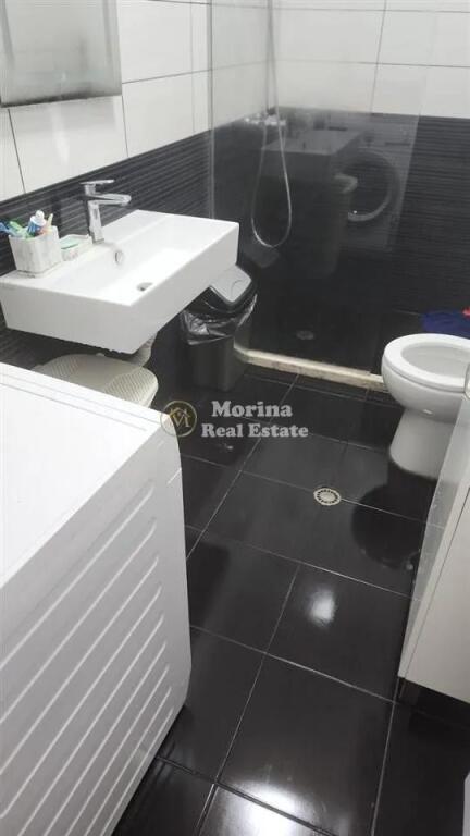 Qera, Apartament 2+1, Kombinat, 550 Euro/Muaj