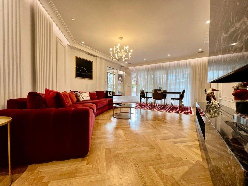 Apartament Premium 2+1, me verandë & pamje — në shitje!