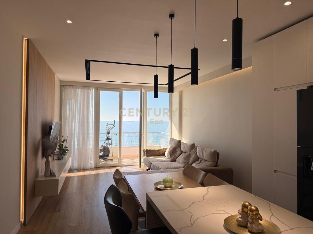 Shitet Super Apartament 2+1 me Pamje Deti ne Vollga, Durrës !