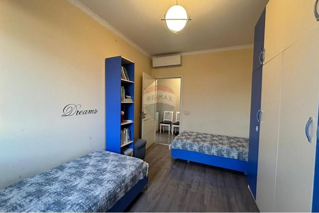 Shitet Apartament 2+1, Fusha e Aviacionit