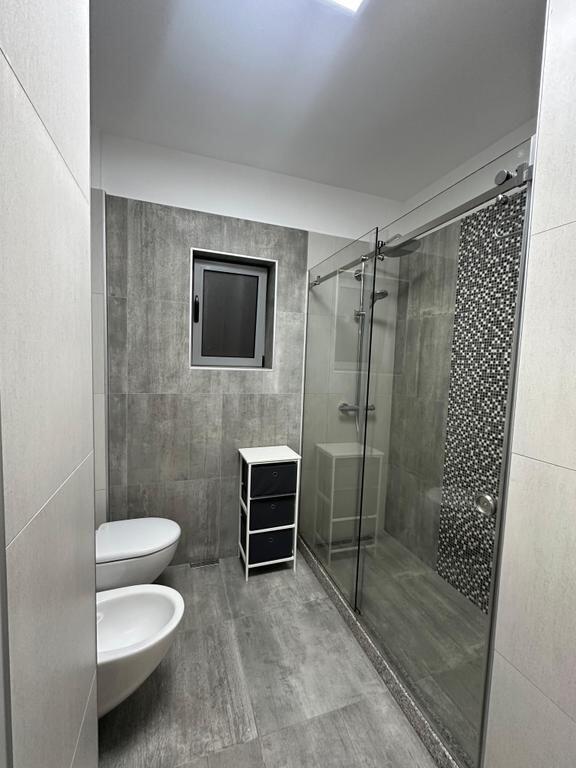 Apartment for Rent 2+1+2 Red School Area