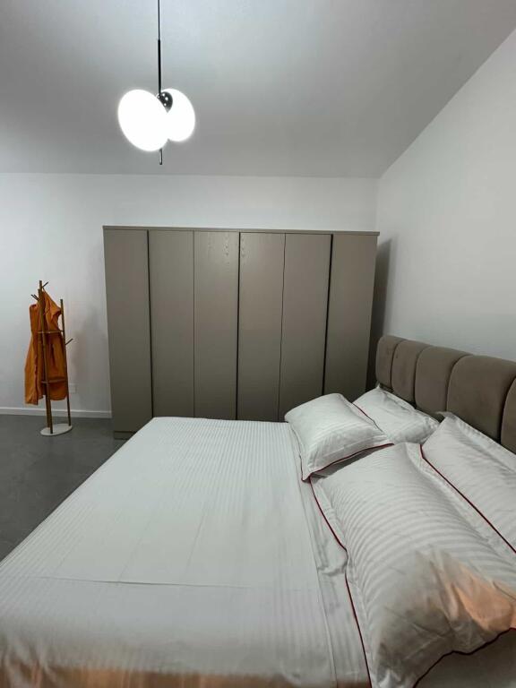 SHITET VILE 3 KATE GOLEM PRANE FAFA GRAND BLUE 500000€