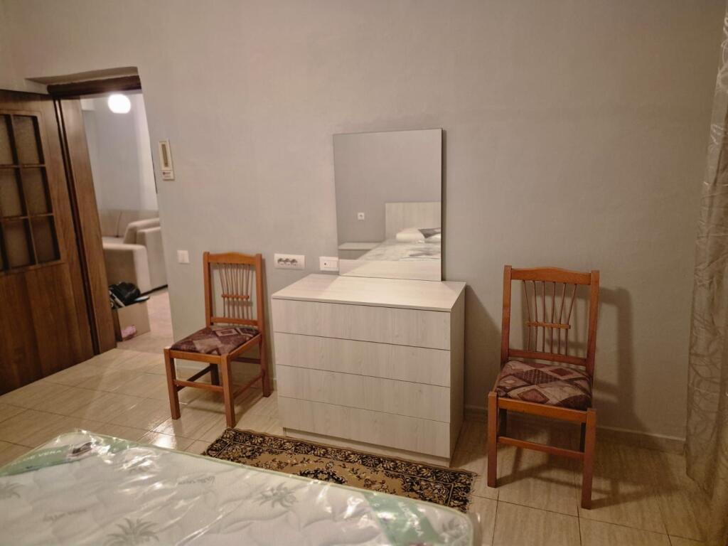 🏡Jepet me qira apartament 2+1 📍 Rruga e Durrësit